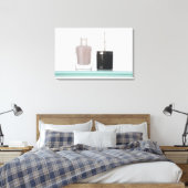 Sluiting van een fles nagellak canvas afdruk (Insitu (Slaapkamer))