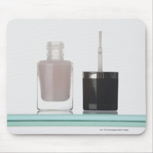 Sluiting van een fles nagellak muismat