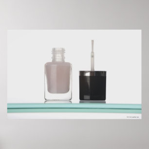 Sluiting van een fles nagellak poster