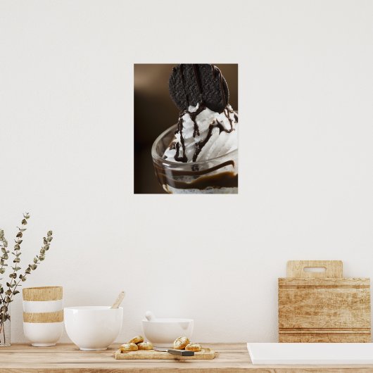 Sluiting van een glas chocolade sundae poster (Keuken)