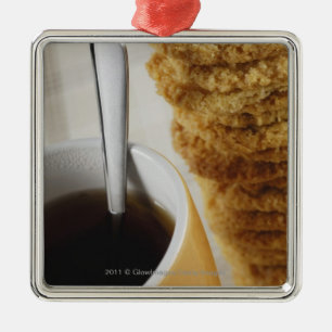 Sluiting van een kop koffie met koekjes metalen ornament