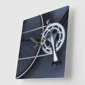 Sluiting van fietsketen, pedaal en tandwielen vierkante klok (Hoek)