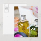 Sluiting van flessen met massageoliën briefkaart (Voorkant / Achterkant)