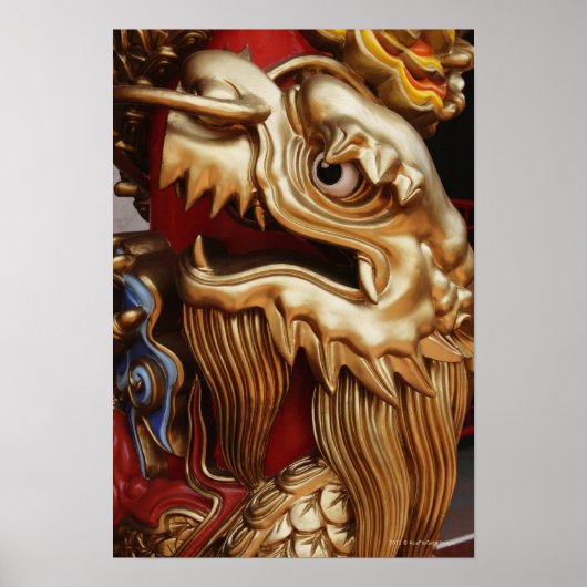 Sluiting van gouden draak op tempelpijler poster (Voorkant)