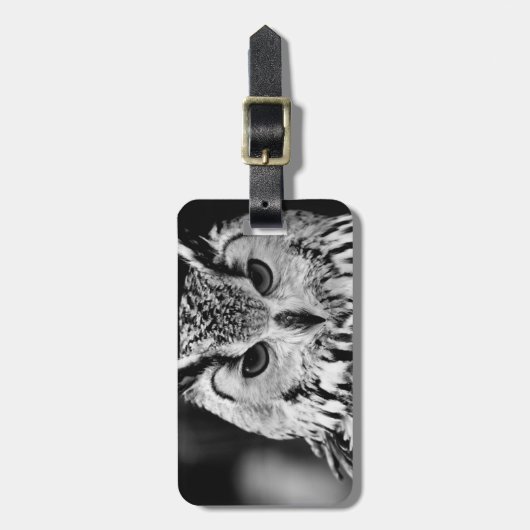 Sluiting van het portret van Euraziatische arend-u Bagagelabel (Voorkant verticaal)