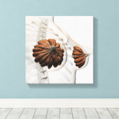 Sluiting van het Vrouw Mammary Glands Canvas Afdruk (Insitu (Houten vloer))