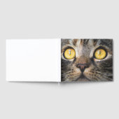 Sluiting van kat met gele ogen gastenboek (Volledig)