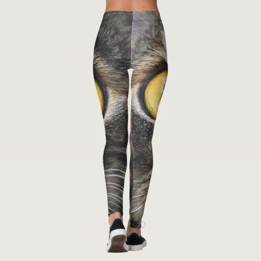 Sluiting van kat met gele ogen leggings (Achterkant)