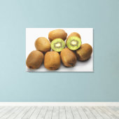 Sluiting van kiwi-vruchten 2 canvas afdruk (Insitu (Houten vloer))