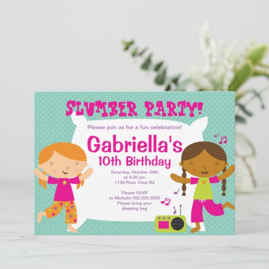 Slumber Party Fun Birthday Uitnodiging (Staand voorkant)