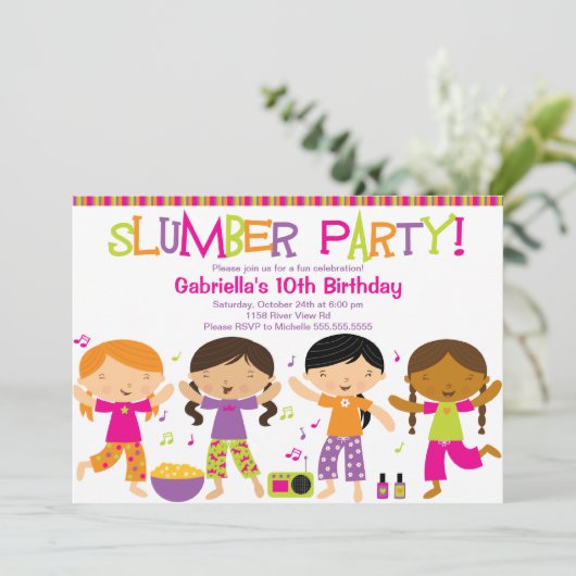 Slumber Party Fun Birthday Uitnodiging (Staand voorkant)