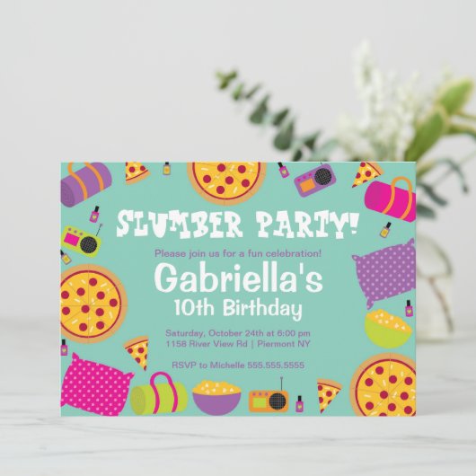 Slumber Party Fun Birthday Uitnodiging (Staand voorkant)