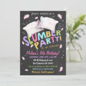 Slumber Party Pyjama Sleepover Uitnodiging (Staand voorkant)