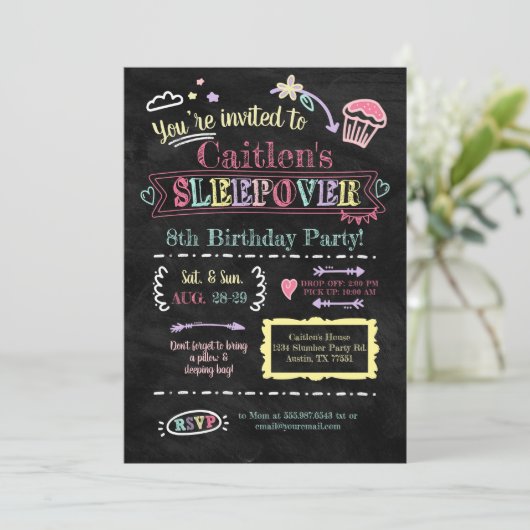 Slumber Party Sleepover Verjaardag Chalkboard Dood Kaart (Staand voorkant)