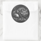 Sluwe Bosvos — door BurnsInHell Ronde Sticker (Tas)