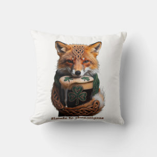 Sly Emerald Fox Toast T-Shirt  Kussen