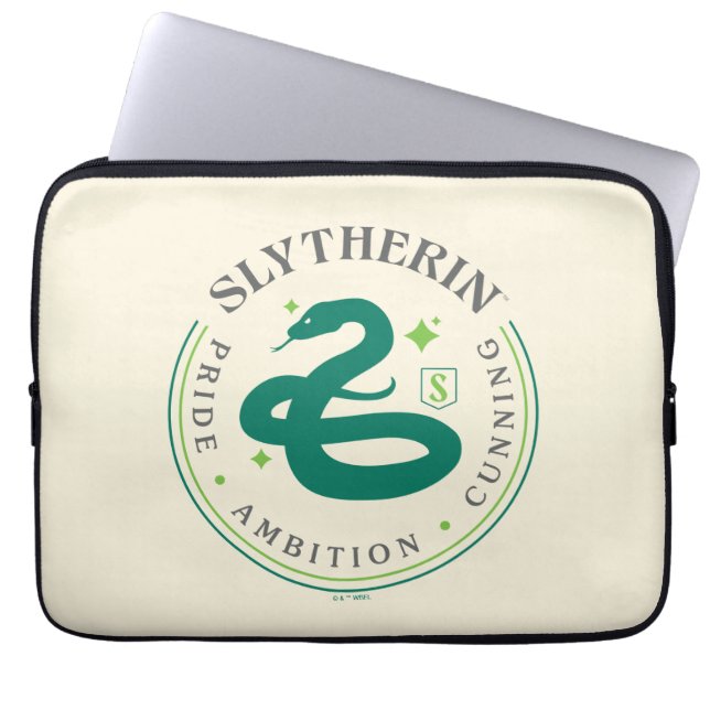SLYTHERIN™ Green Snake House Pride Badge Laptop Sleeve (Voorkant)