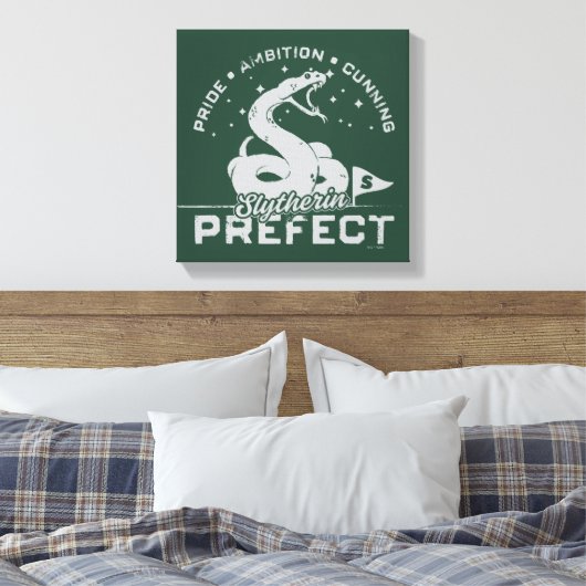 SLYTHERIN™ Prefect-badge Canvas Afdruk (Insitu (Slaapkamer))