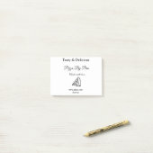 Smakelijke pizza restaurant cafe gemaakt met liefd post-it® notes (Op bureau)