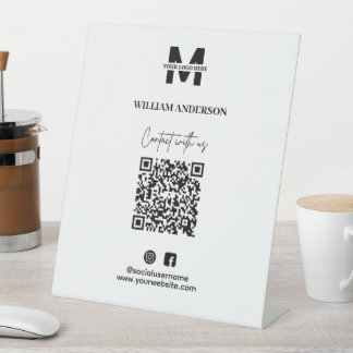 Small Business Instagram Facebook QR Code Modern Reclamebord Met Voetstuk