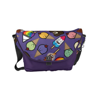 Small Paars Frosty Treat Messenger Bag