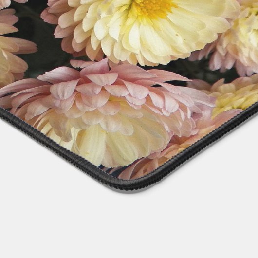 Small Pink Chrysanthemums Floral Bureaumat (Hoek)