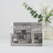 Small Town Grocery Store, 1935 Briefkaart (Staand voorkant)