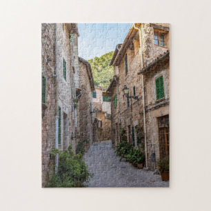 Smalle straat in het dorp Valldemossa - Mallorca Legpuzzel