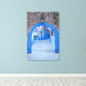 Smalle Straat Van Chefchaouen Canvas Afdruk (Insitu (Houten vloer))