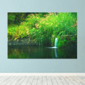 Smaragden stilte bij de tuinvallen canvas afdruk (Insitu (Houten vloer))