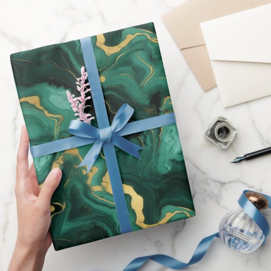 Smaragdgroen en goud marmeren vloeibare stijl patr cadeaupapier (Geschenken)