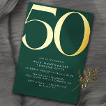 Smaragdgroen   goud | Cool Modern 50ste verjaardag Folie Uitnodiging<br><div class="desc">Moderne 50ste verjaardagsuitnodigingen met een grote kop "50" in echte metallic folie. De gegevens van uw evenement worden hieronder in mat wit lettertype afgedrukt. Gouden folie op een smaragdgroene achtergrond.</div>