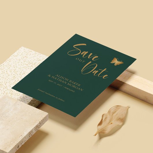 Smaragdgroen & Gouden Script met Glitter Butterfly Save The Date