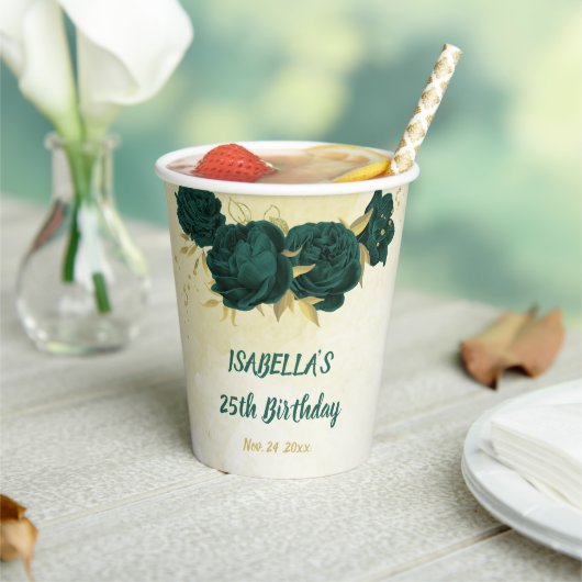 Smaragdgroene bloemen en gouden bladeren papieren bekers (Insitu)