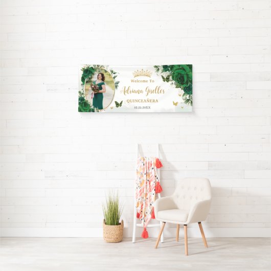 Smaragdgroene bloemenquinceañera foto achtergrond spandoek (Insitu)