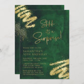 Smaragdgroene en gouden verrassingsfeestje kaart (Voorkant / Achterkant)