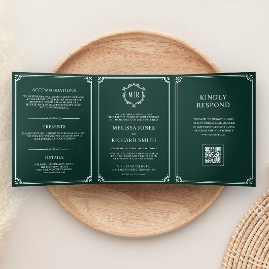 Smaragdgroene en witte monogram QR-code trouwkaart Drieluik Uitnodiging