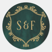 Smaragdgroene Gouden Kam Monogram Envelopezegel Ronde Sticker (Voorkant)