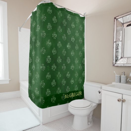 Smaragdgroene Ierse Shamrock Luxe Monogram Douchegordijn (In situ)