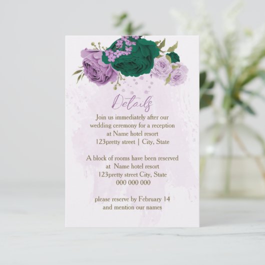 Smaragdgroene paarse bloemen bruiloft details informatiekaartje (Staand voorkant)