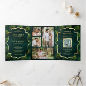Smaragdgroene Pauwveren QR Code Bruiloft Drieluik Uitnodiging (Binnen)
