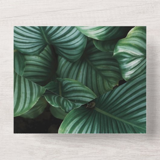 Smaragdgroene tropische chic bloemige Trouw Alles  All In One Uitnodiging (Achterkant)