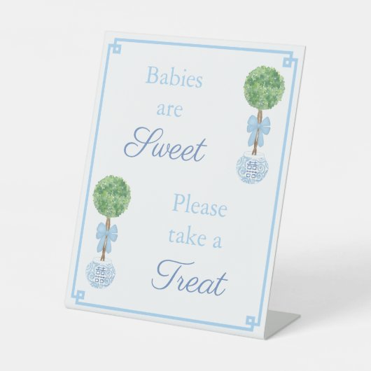 Smart Boxwood Topiary Baby Boy Shower Favor Table Reclamebord Met Voetstuk (Voorkant)