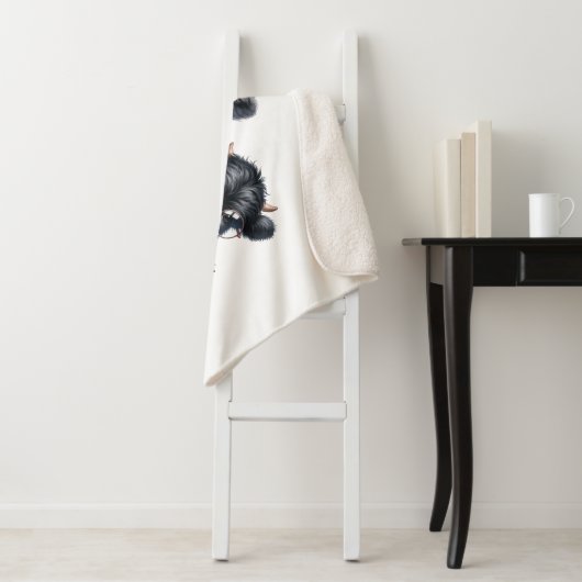 Smart Is The New Pretty Sherpa Deken (In situ)