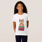 Smart Kitty on Books T-Shirt for Kids (Voorkant volledig)