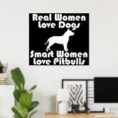 Smart Women Love Pitbulls Poster (Thuiskantoor)
