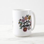 SMASH de PATRIARCHY Floral Schattige Daisy Hand-Dr Koffiemok (Voorkant rechts)