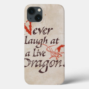 SMAUG™ - Nooit lachen bij een live draak iPhone 13 Hoesje