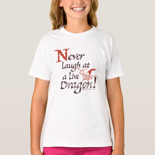 SMAUG™ - Nooit lachen bij een live draak T-shirt (Voorkant)