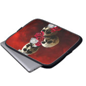 Smell the Roses (while you can) Laptop Sleeve (Voorkant onderkant)